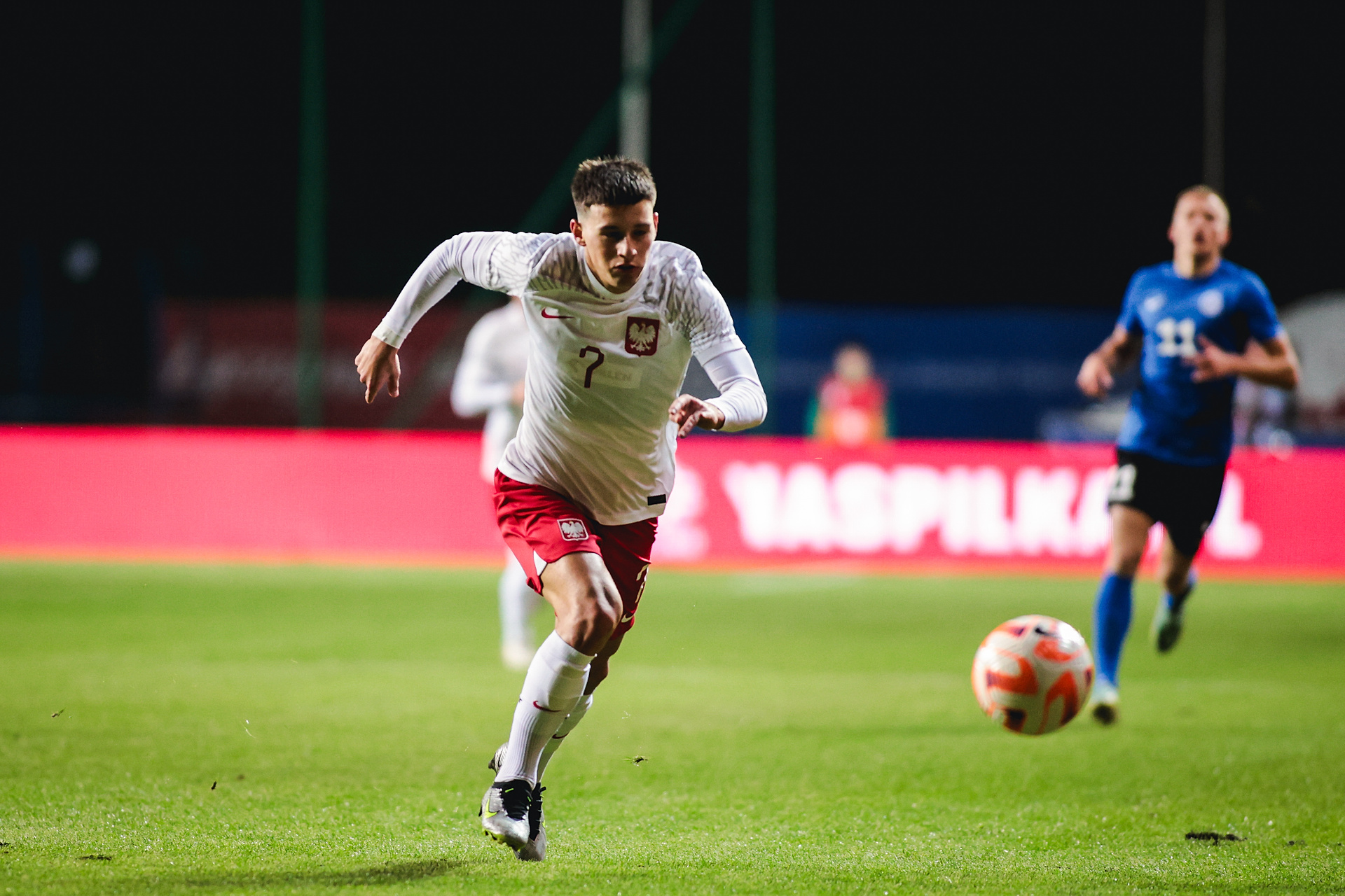 Reprezentacja Polski pokonała Izreal 1:2. Zwycięską bramkę zdobył Kajetan Szmyt.