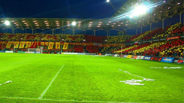 Korona Kielce - Piast Gliwice: Transmisja, kursy