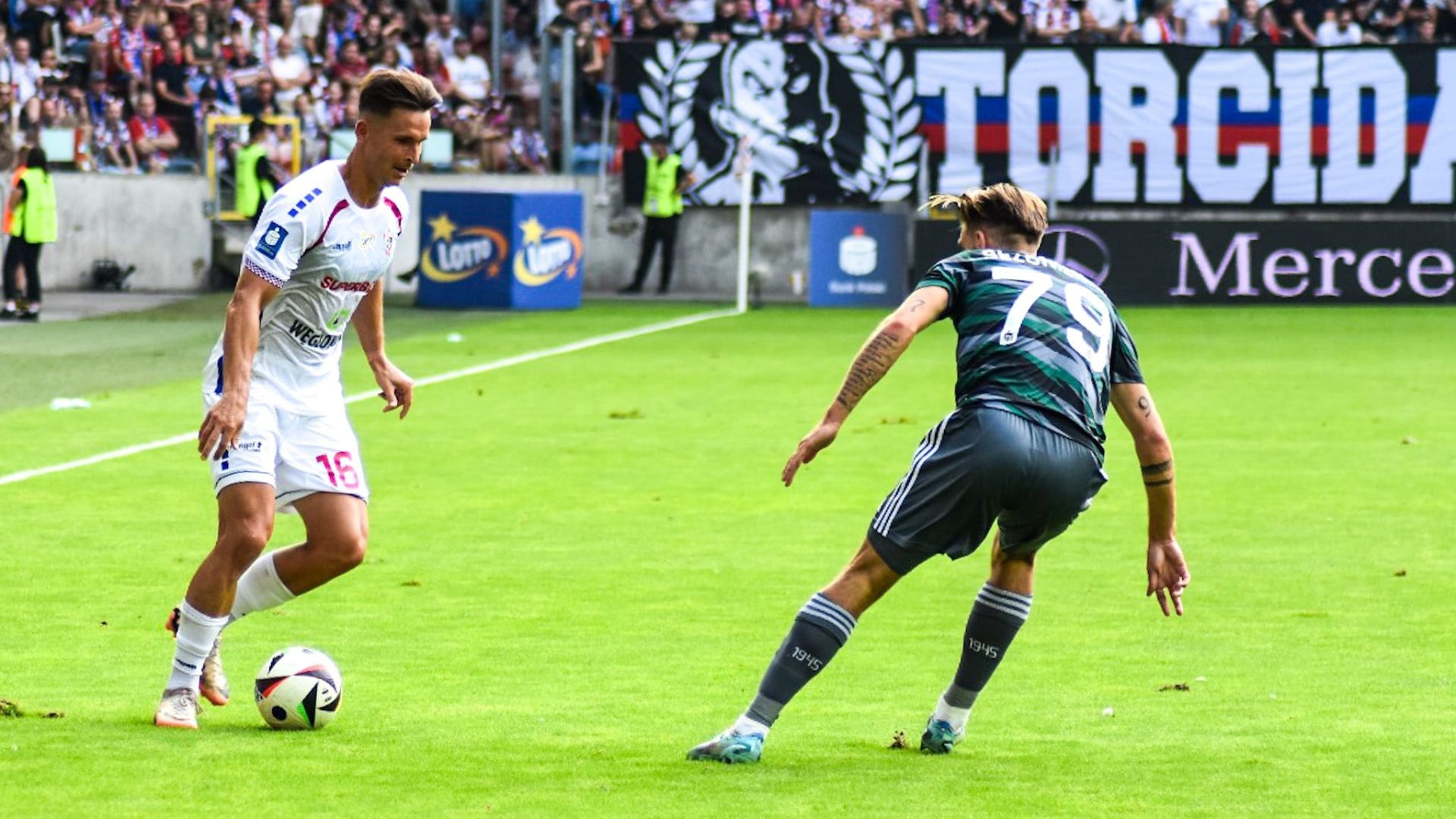 Terminarz 16 kolejki Ekstraklasy. Derby Śląska w niedzielę!