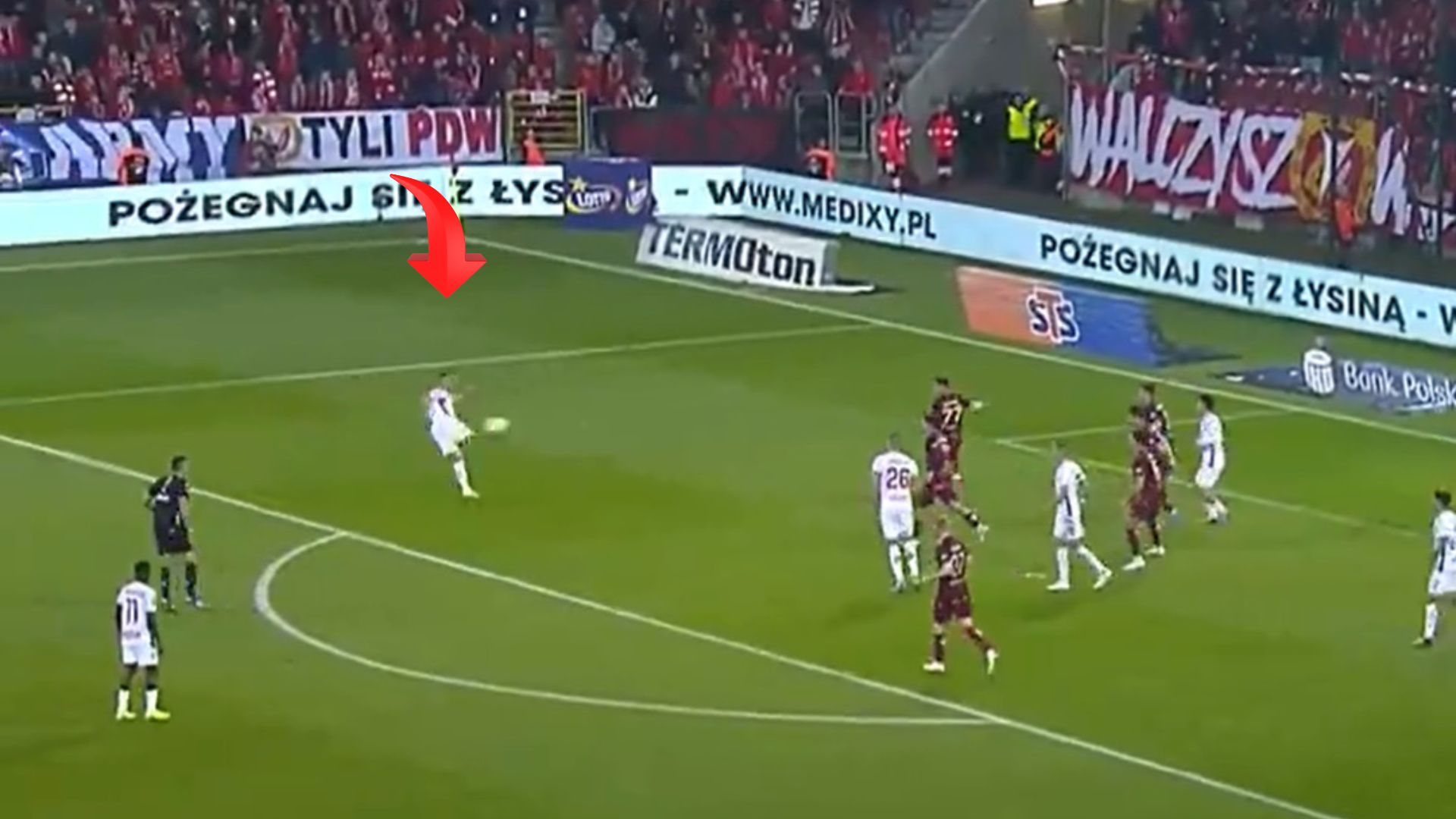 Górnik Zabrze prowadzi w Łodzi! Piękny gol Rasaka (Wideo)