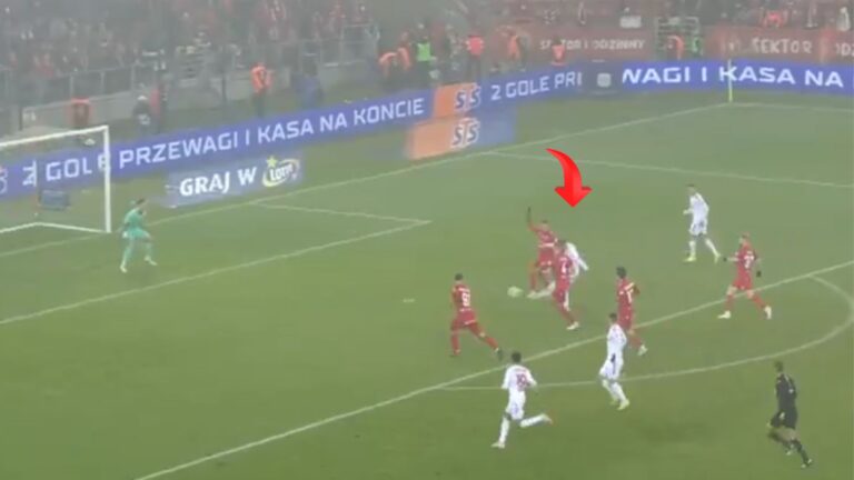 Ivi Lopez prosto w okienko! Raków prowadzi z Widzewem. (Wideo)