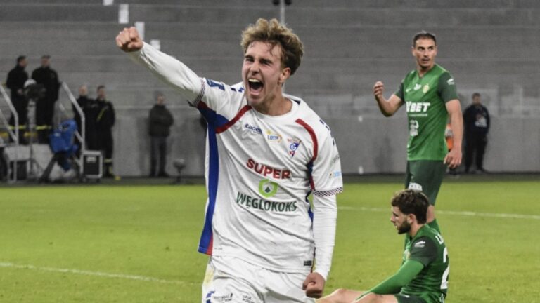 Górnik Zabrze wygrywa po raz pierwszy pod wodzą Gierczaka. Śląsk dwoma nogami w 1.lidze. (Wideo)