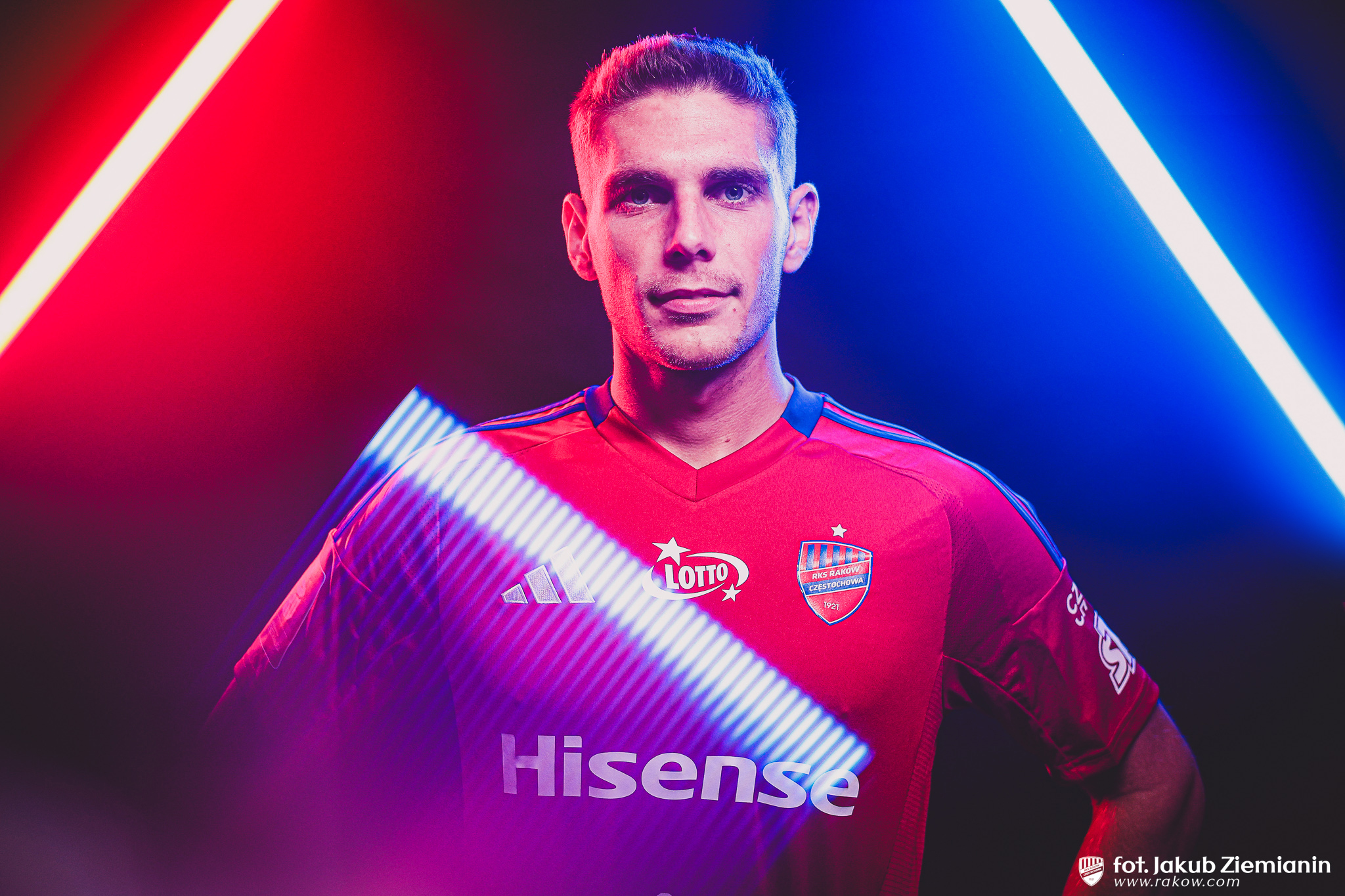 Raków Częstochowa: Pomocnik wraca do klubu! (Oficjalnie)