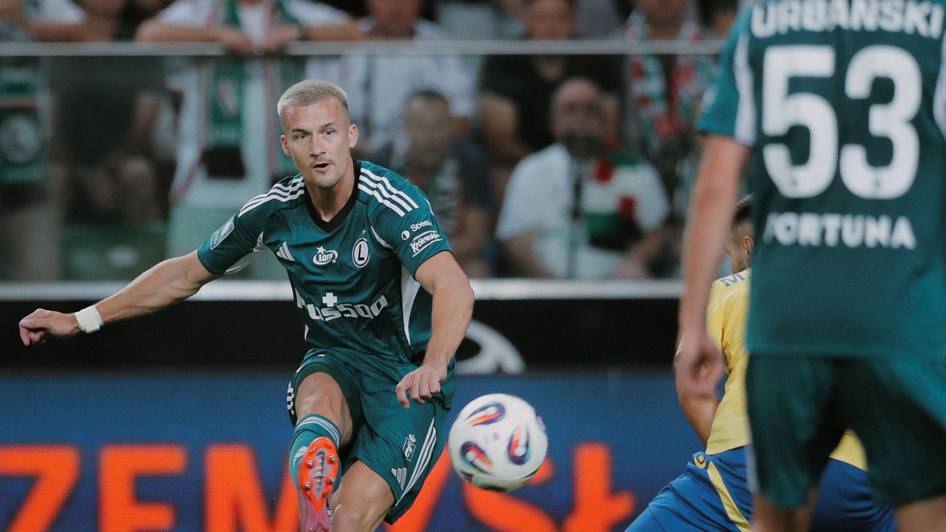 Legia Warszawa traci pierwsze punkty w nowym sezonie. Legioniści zremisowali z Arką Gdynia. (Wideo)