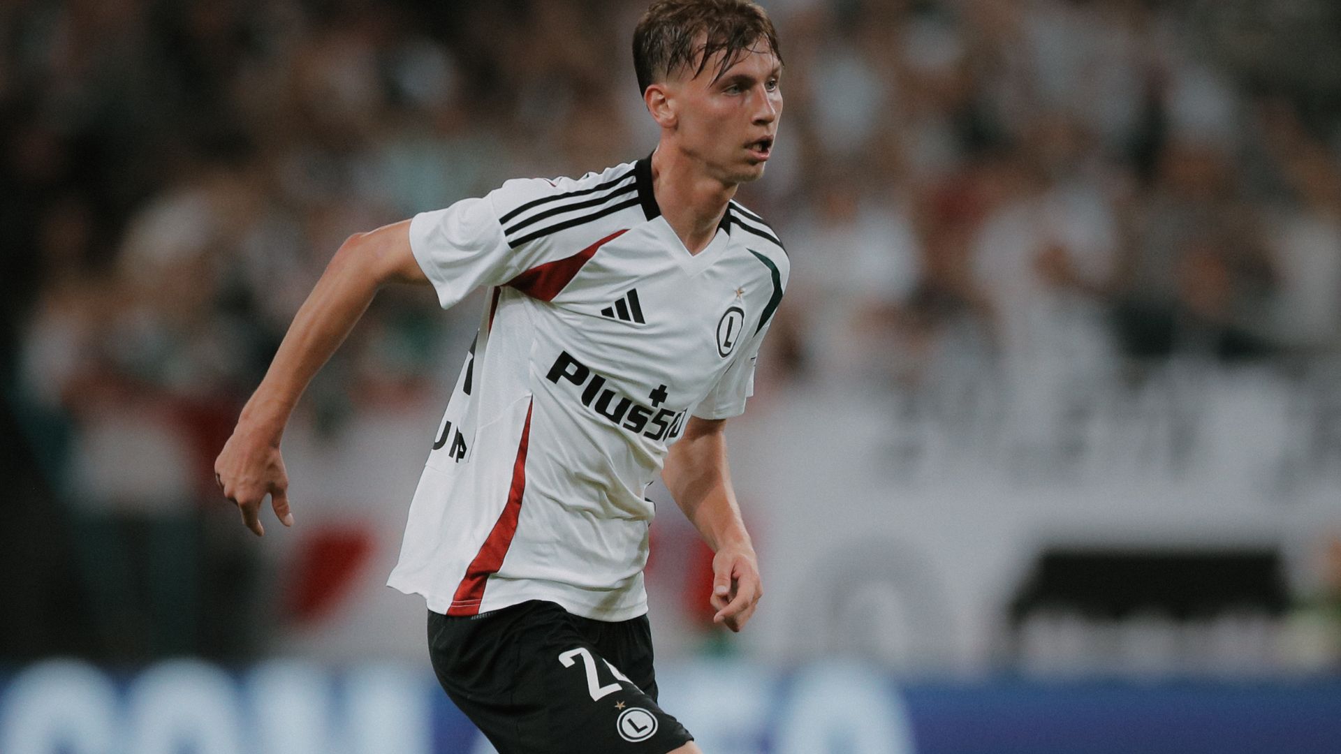 Legia Warszawa pozostaje w grze o Ligę Europy. Banik Ostrawa pokonany. (Wideo)