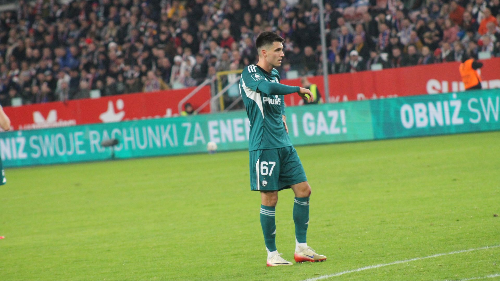 Bartosz Kapustka może odejść z Legii! Pomocnik prowadzi rozmowy z nowym klubem