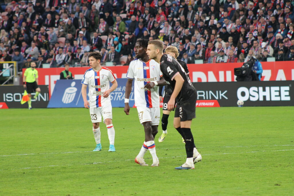 Górnik Zabrze odczarował stadion Cracovii. Zabrzanie wygrali na stadionie Pasów pierwszy raz od 2014 roku! (Wideo)